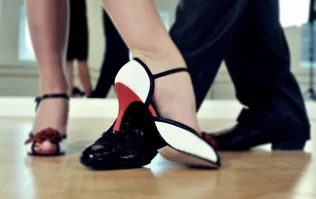 Locsoló-Bál borítóképe