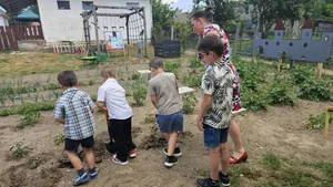 Iskolakerti alapozó