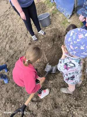 Iskolakerti alapozó